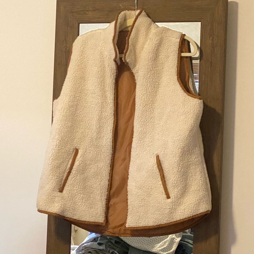 Old Navy sherpa vest